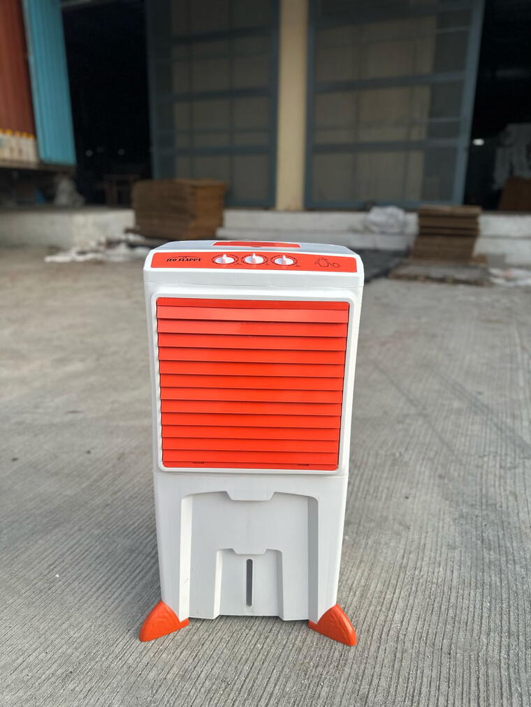   MEDIUM SIZE DESERT COOLER WITH 1 YEAR MOTOR WARRANTY 