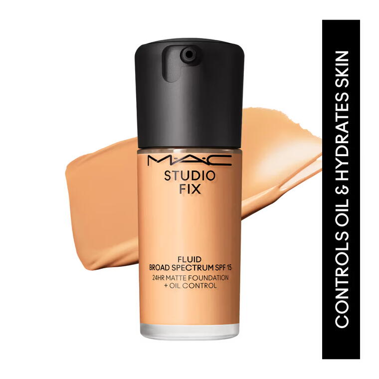 M·A·C Studio Fix Fluid SPF 15 24HR Matte Foundation + Oil Control