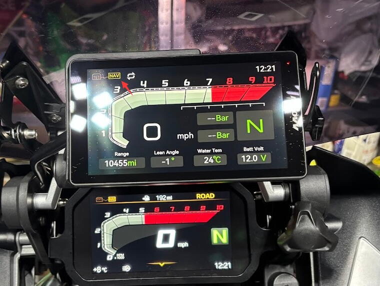 Innovv N2 BMW Nav Quick Realese Screen 
