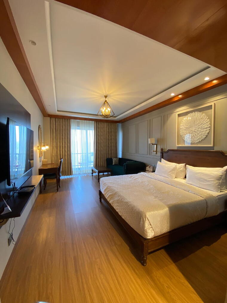 Premium Pool and Valley View with Balcony (Superb Views) with Breakfast