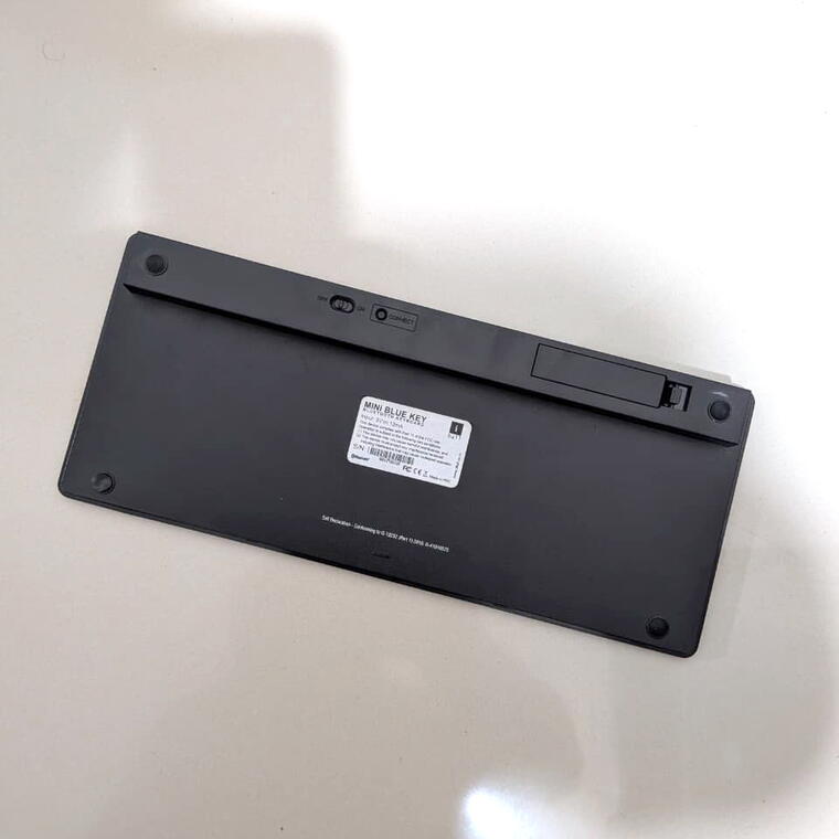 IBall Mini Bluekey Bluetooth Keyboard for Tablets Runnig Android, Windows, iOS