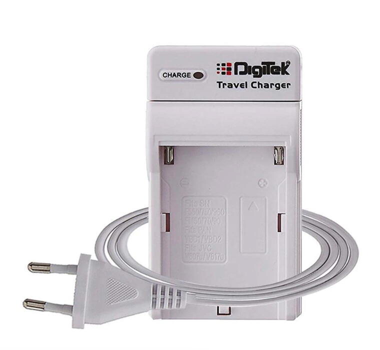 Digitek DUC 006 Travel Charger (White)