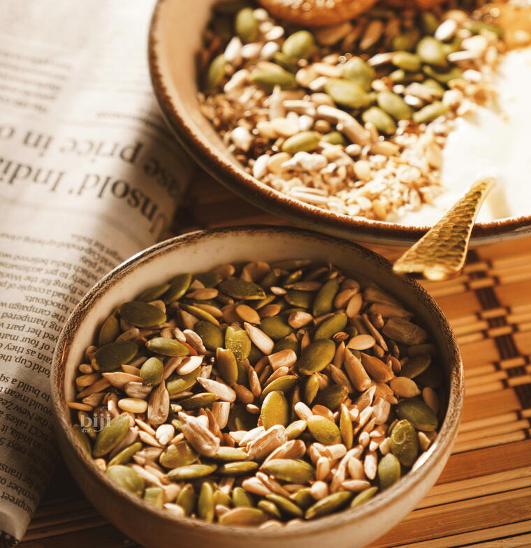 Moti Mewa Fresh Mix Seeds 100g