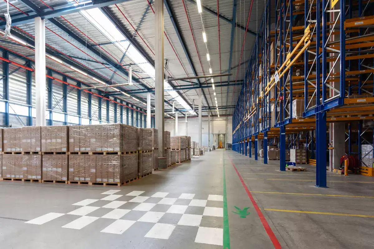 Smart Warehousing