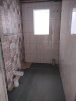 17S9U00657: Bathroom 1