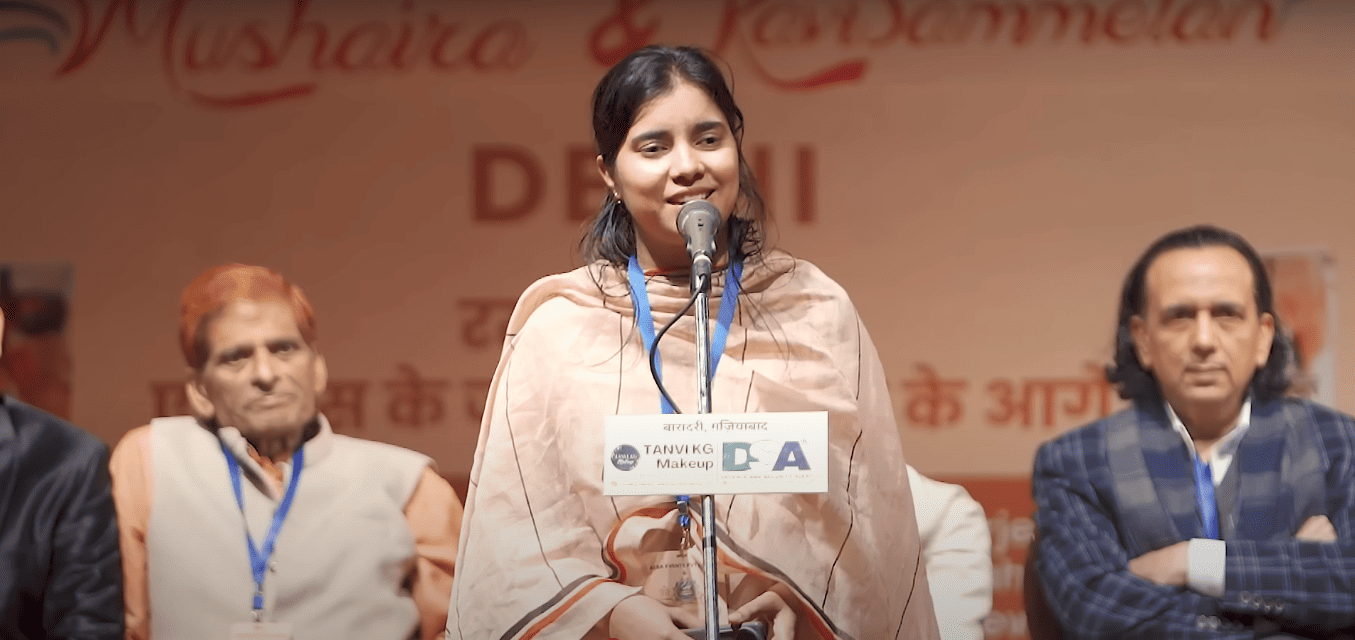 Himanshi Babra Katib: शायरी की मलिका और दिलों की धड़कन