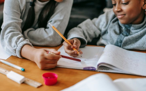 Is Assessment Help Worth It for Aussie Students?