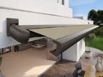 Motorised Awnings in Basingstoke: Comfort, Style, and Modern Convenience