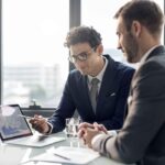 How Financial Consultants in Dubai Shape SME Investments