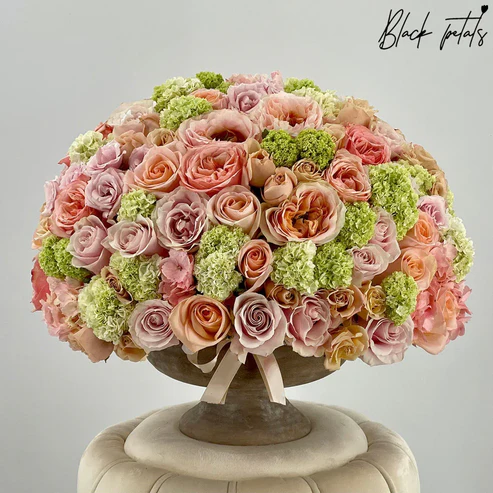 Wuthering Whispers: Literary Sending Flowers in NYC Inspired by Black Petals’ Gothic Tomes