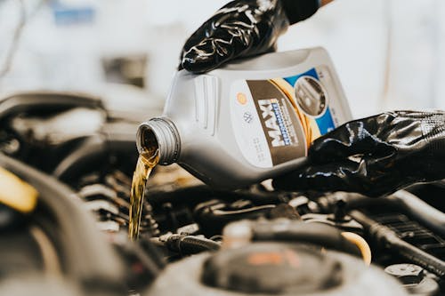 The Complete Guide to Getting an Amish Oil Change