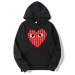 Comme des Garçons: Fashion street style de