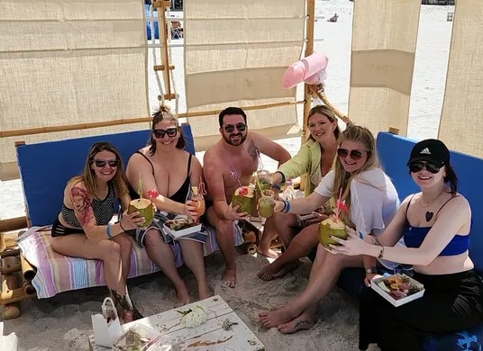 The Rise of the Handcrafted Luxury Beach Cabana: Blending Opulence with Ecology