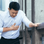 What type of chest pain indicates a heart attack?