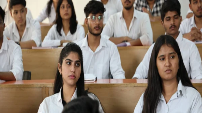 Choosing the Best B. Tech Civil Engineering College in Greater Noida