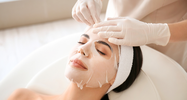 How to Pick the Best Beauty Salon in Staten Island NY for Advanced Skin Care