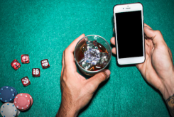 Mastering the Game: How an Online Poker School and Online Poker Training Can Transform Your Skills