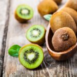 Kiwifruit Power: A Complete Guide to Men’s Health Benefits & Nutritional Strength