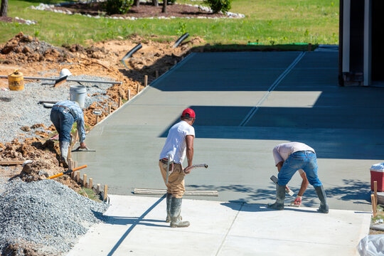 Everything Homeowners Should Know About Concrete Repair Companies in Lancaster, SC