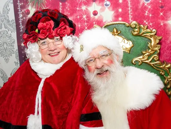 How Does Santa Bring Joy To Families During Holidays?