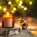 How Do Holiday Aromas Influence Cozy Candle Choices?