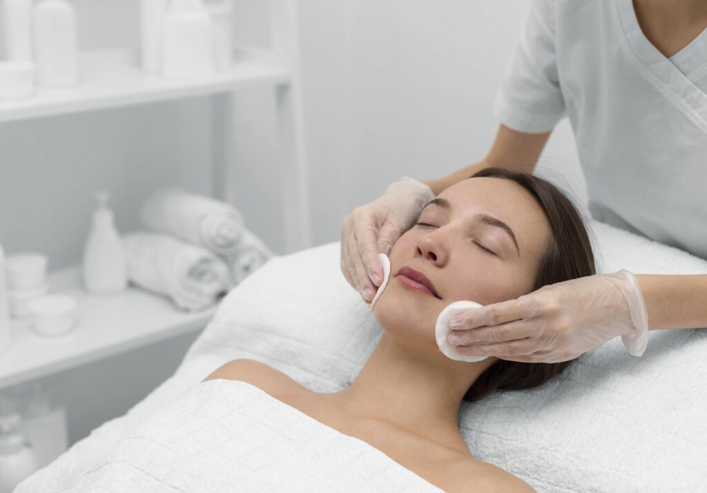 HydraFacial: Extraordinarily Cleaning and Rejuvenating Skin.
