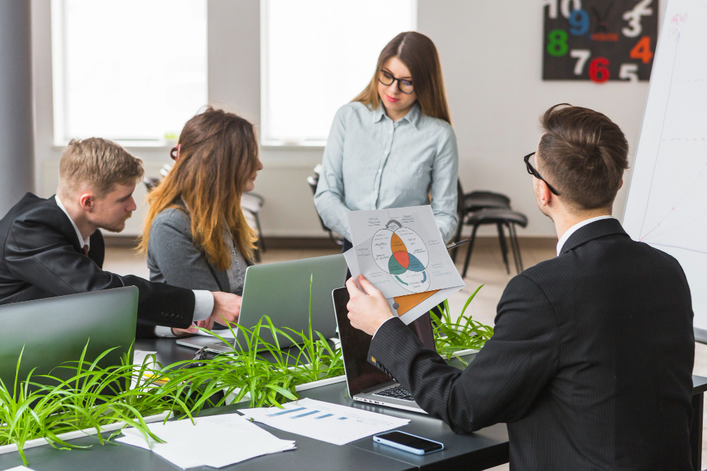 How Leadership Coaching Services Boost Self-Esteem for DC Leaders