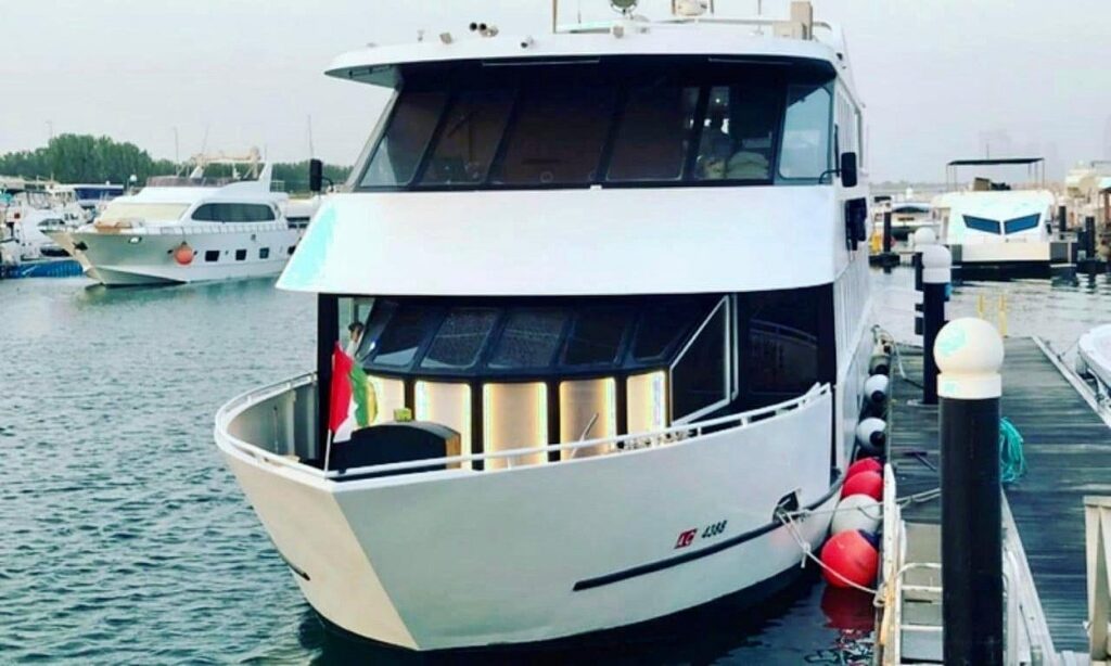 Abu Dhabi Cruise Dinner – The Ultimate Guide to Dining on the Water