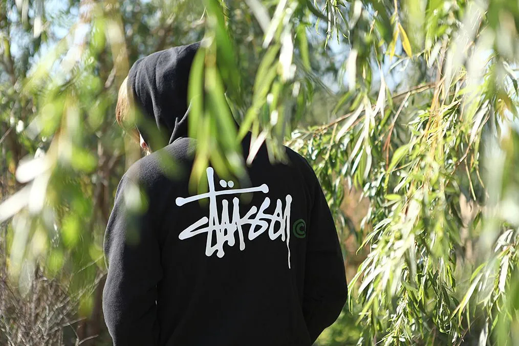 Stussy and the Stussy Hoodie: The Ultimate Symbol of Streetwear Culture
