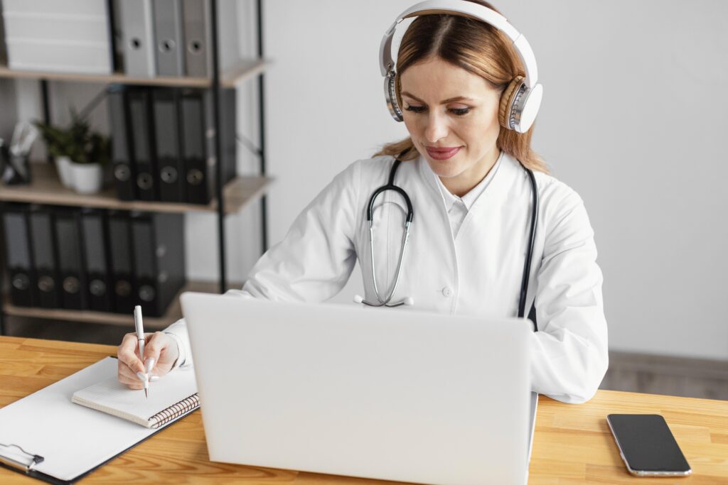 How Virtual Assistant Healthcare Services Improve Clinic Productivity and Patient Experience