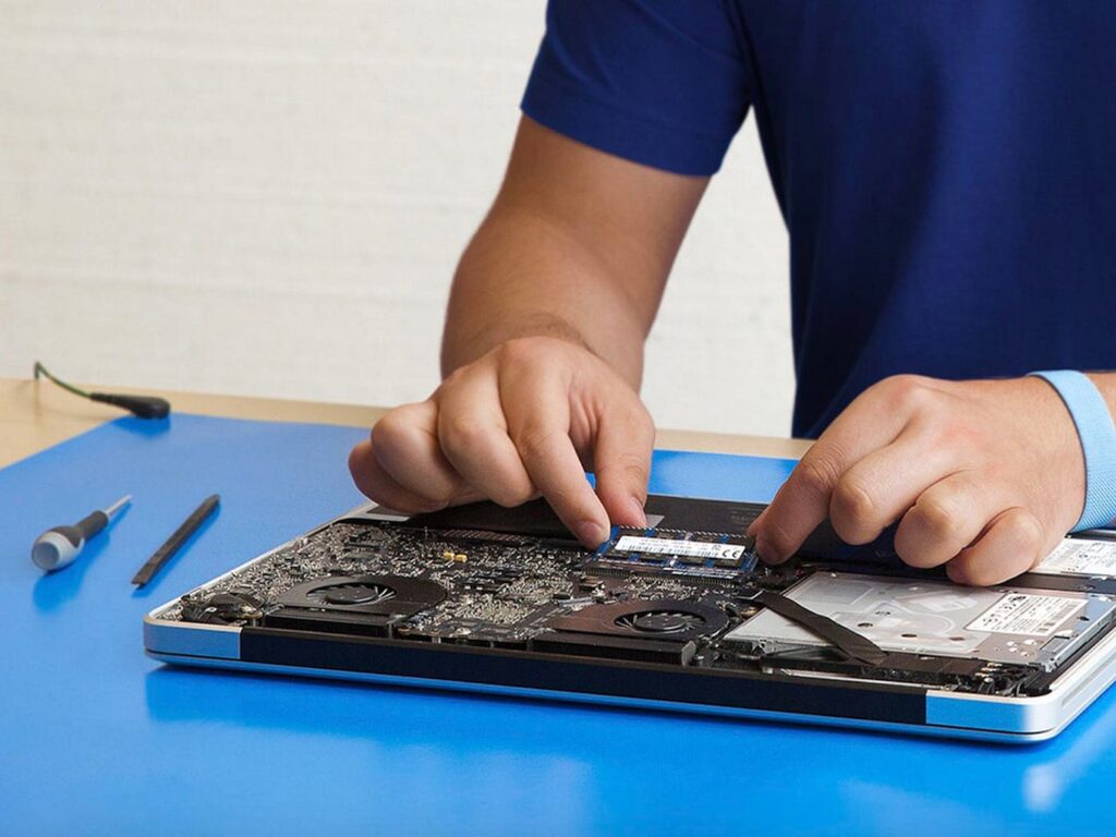 Same Day MacBook Repair Services Available Across Dubai UAE!