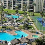 Coastal Living Trends Shaping Today’s Travel Stays