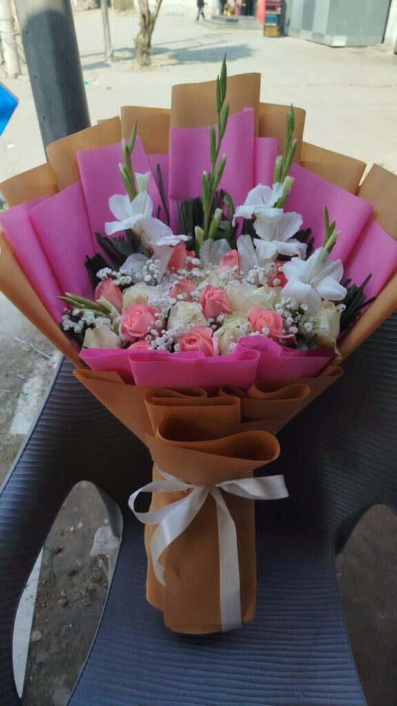 Reliable Flowers Delivery in Karachi with Same-Day Fresh Arrangements