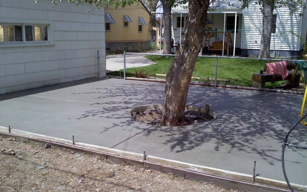 Is a Do It Yourself Concrete Patio the Right Choice for Your Home?