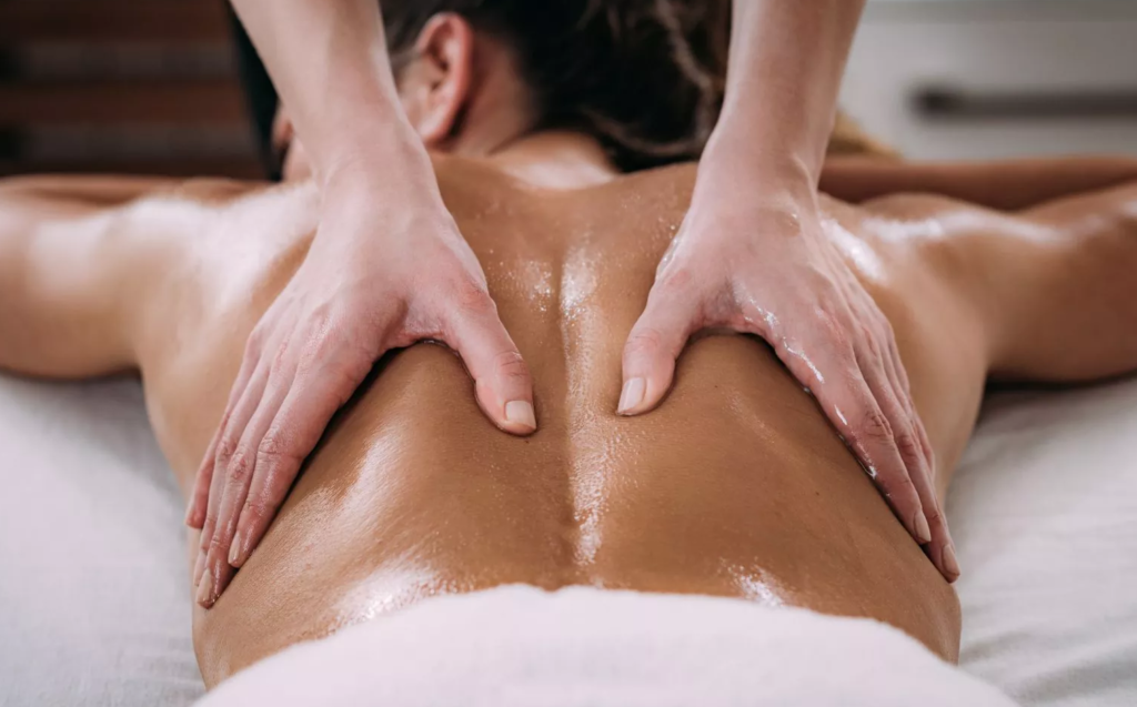 How Does Massage Help Reduce Daily Stress Levels Today?