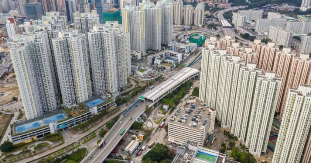 Hiranandani Bay Heights – Luxury Seaside Living at Bandra West