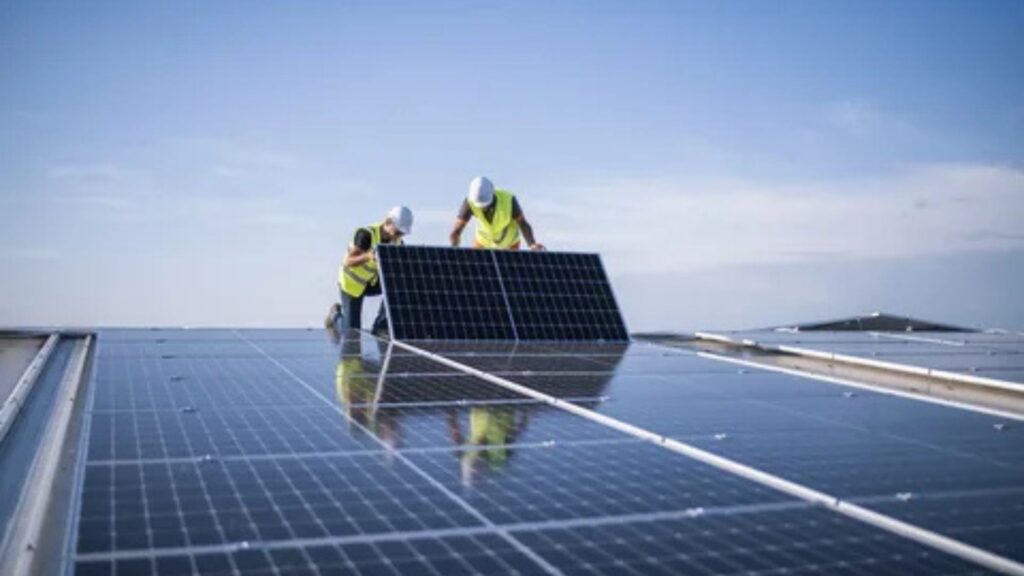 Rooftop Solar Installer in Los Angeles for Safe and Code-Compliant Systems