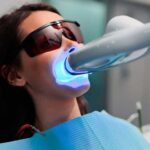 How to Choose the Right Dental Clinic for Teeth Whitening?