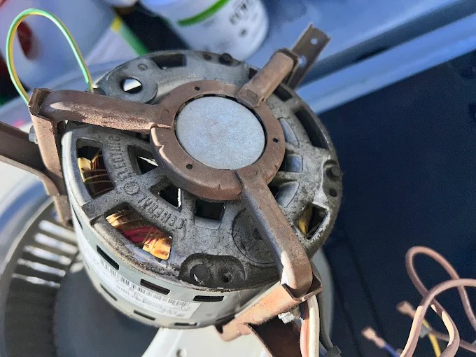 Comfort Starts Here: Reliable Heating and Cooling Services for Lake Forest Homes