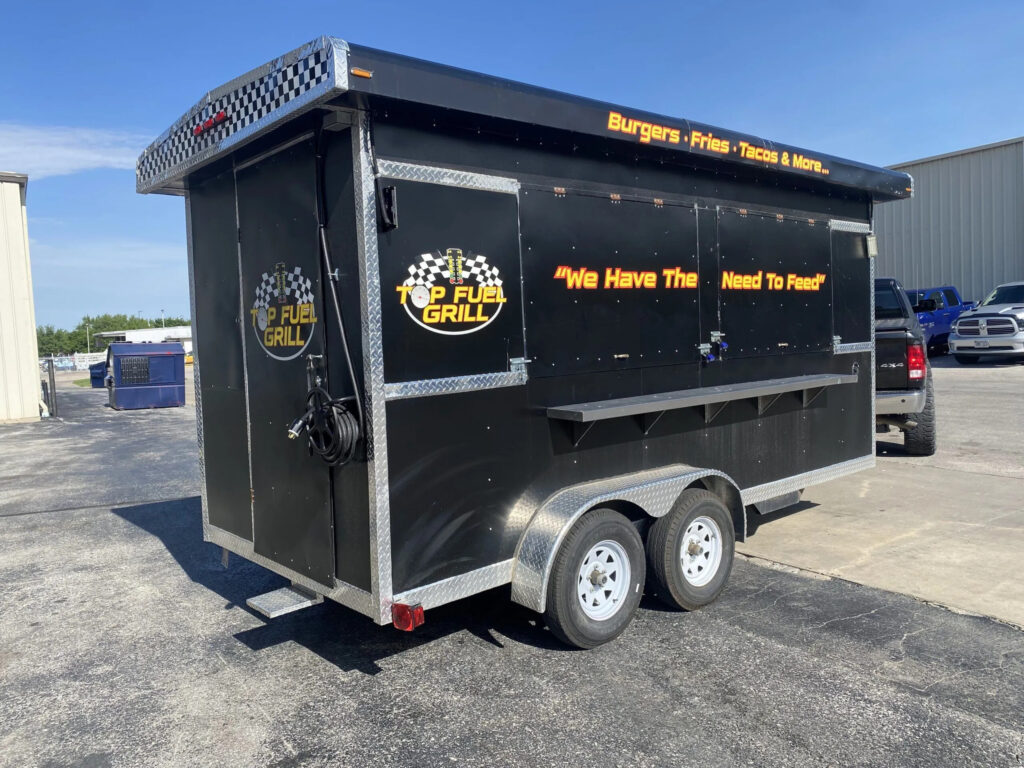 How Commercial Vehicle Graphics Omaha Businesses Use to Increase Brand Visibility on the Road