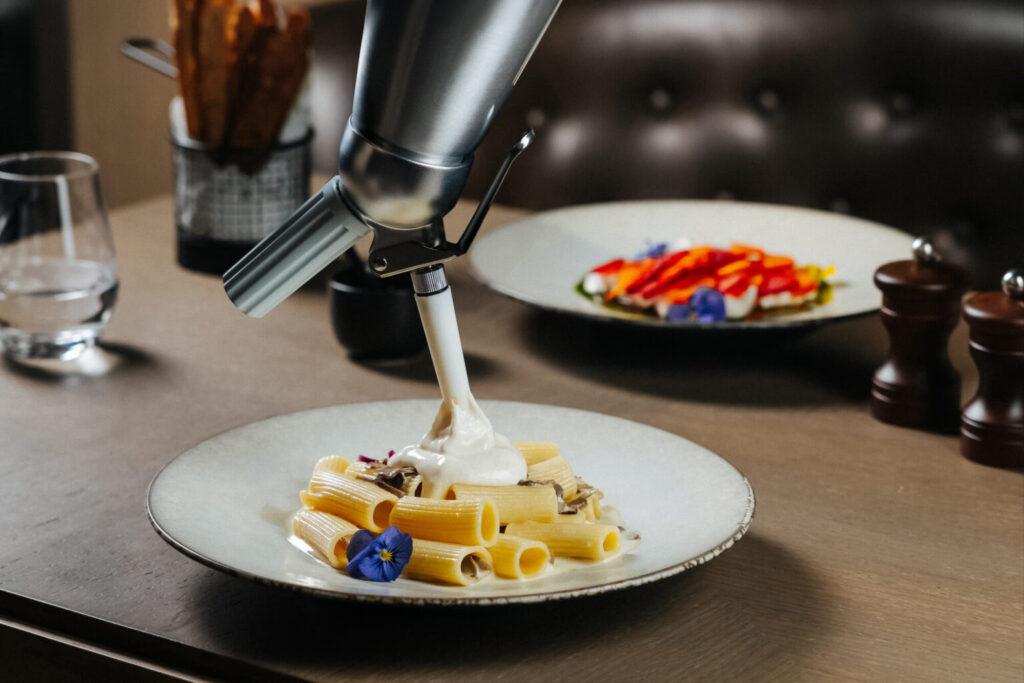 Sunset Views and Their Role in Restaurant Popularity