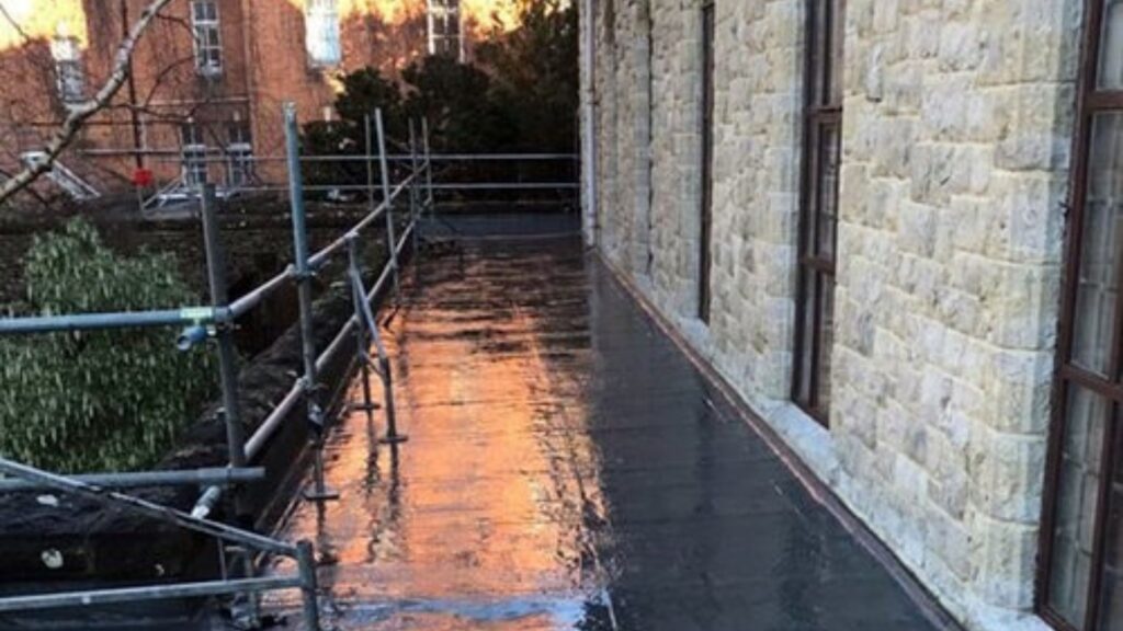 How to Choose the Best Flat Roof Contractors in Kent