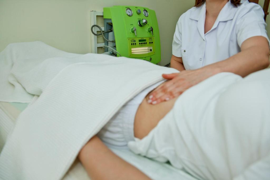 What Are The Key Advantages Of Modern Colonics?