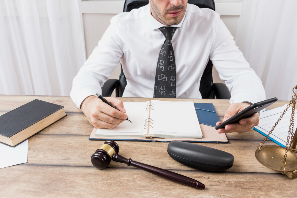 International Trade Lawyer: When to Hire One and Why