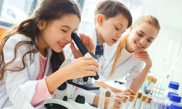 Where Can You Find High-Quality Physics Lab Equipment?