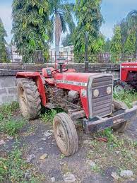 Buying a Second-Hand Tractor Feels Different When You’ve Been on Both Sides