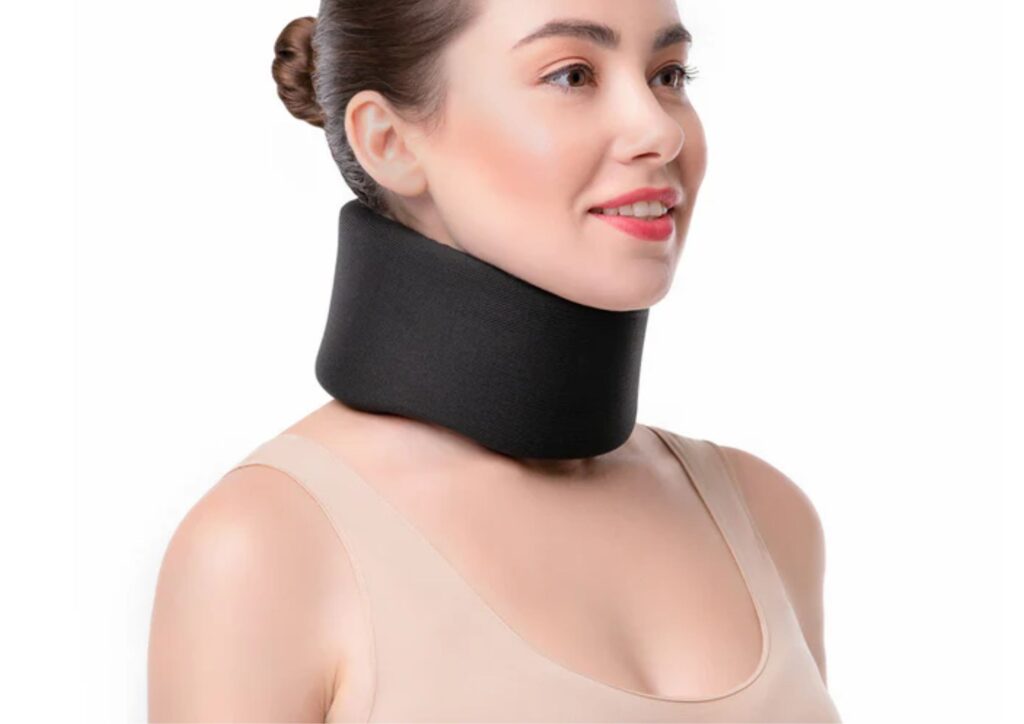 Whiplash Injury (Neck Strain): What It Is, Symptoms & Treatment