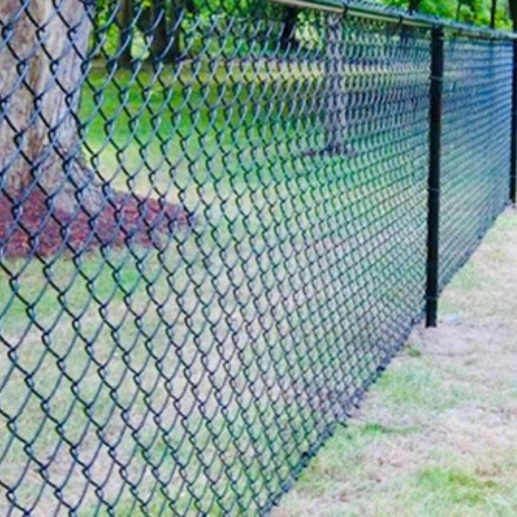 Top Residential Fence Contractor in Kitsap County & Pierce County | Kelly Fencing Experts