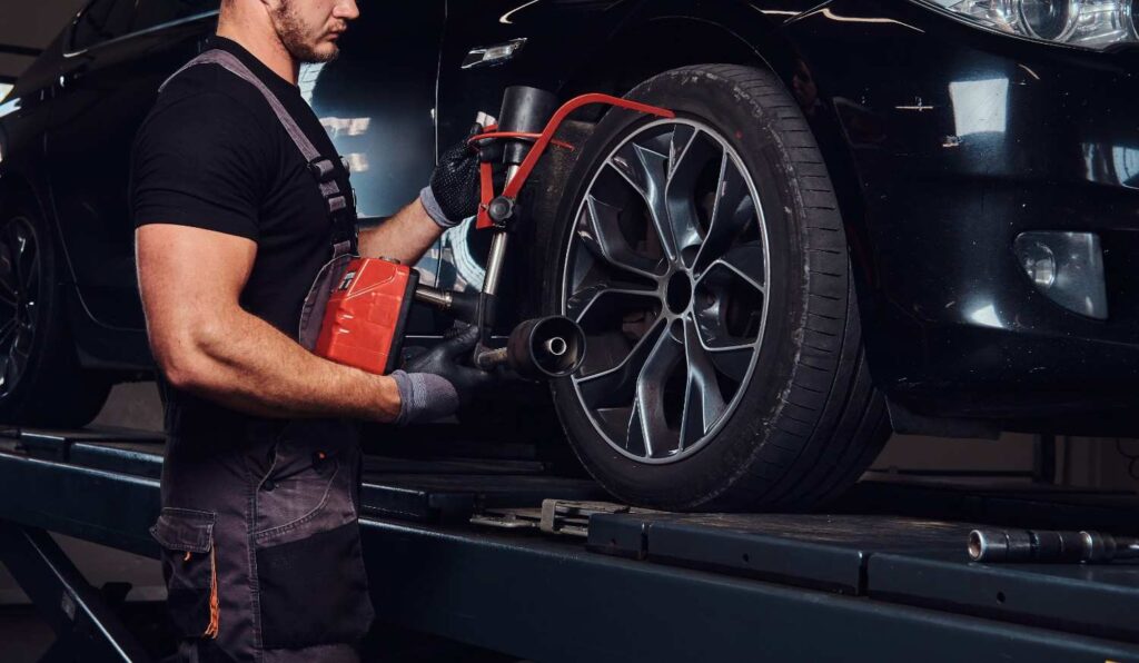 Tubeless Tire Repair vs Tube Tire Repair: What’s the Difference?