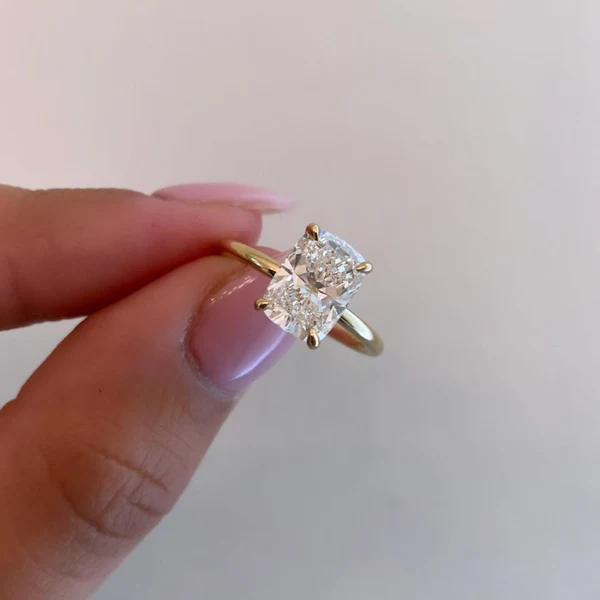 The Beauty of the Past in Today’s Rings: A Style Making Its Return